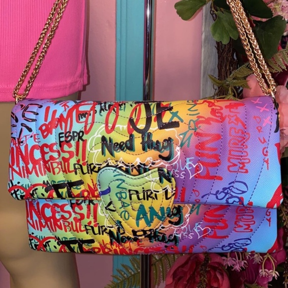HP ❤️Graffiti Clutch/Crossbody ❤️